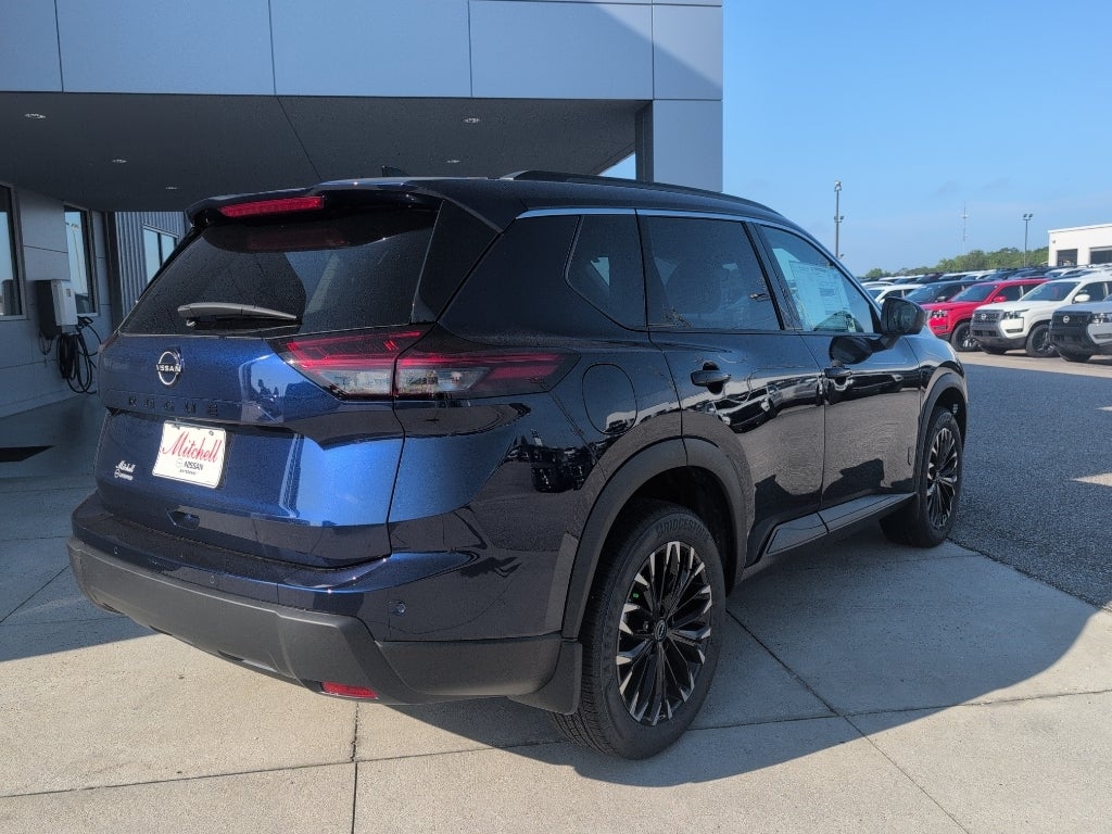 2026 Nissan Rogue Dark Armor™