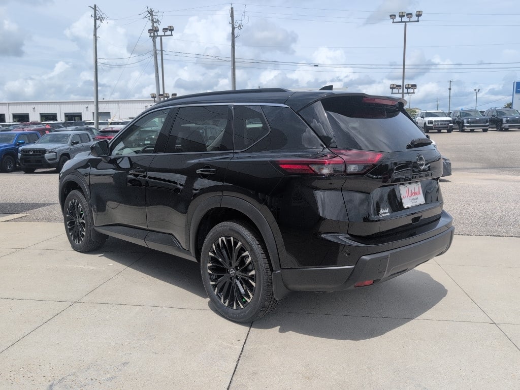 2026 Nissan Rogue Dark Armor™