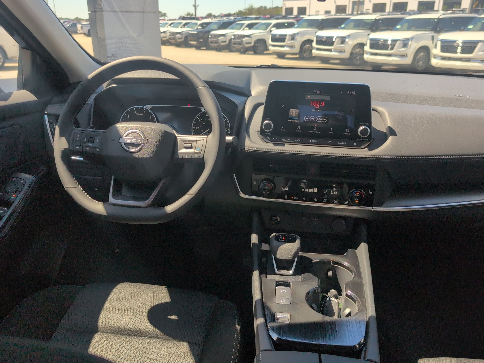 2027 Nissan Rogue SV