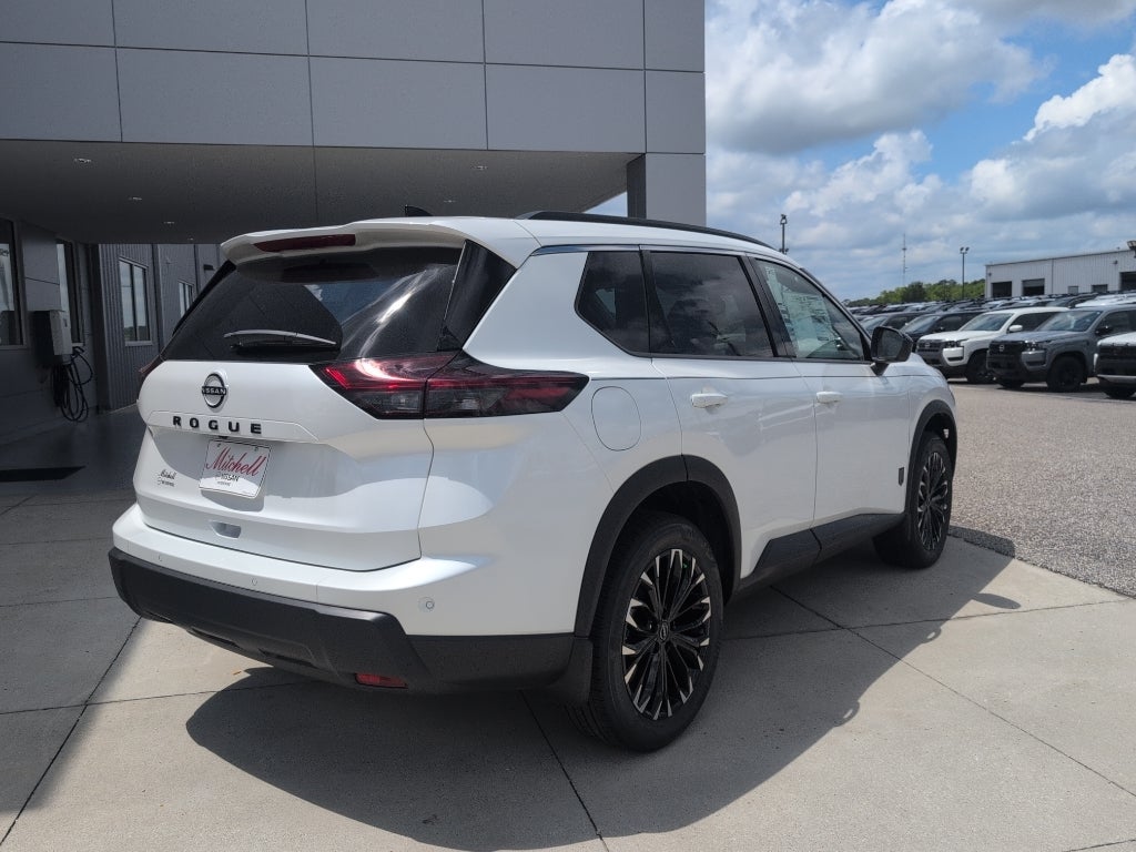 2026 Nissan Rogue Dark Armor™