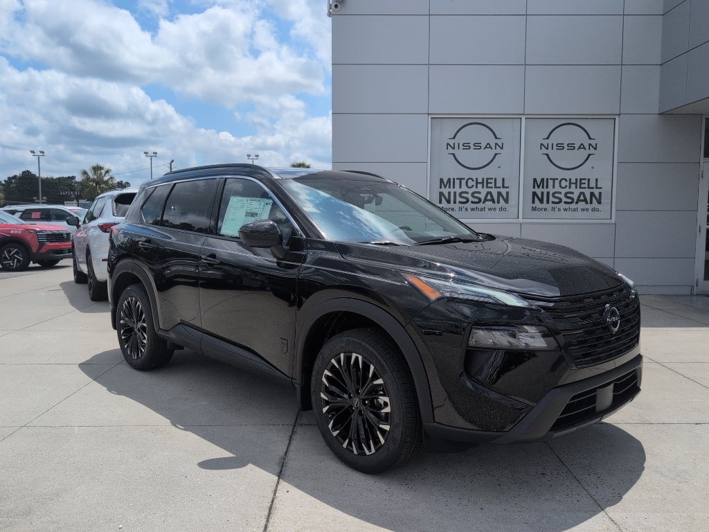 2026 Nissan Rogue Dark Armor's photo