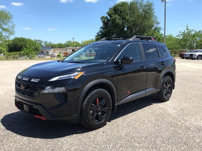 2025 Nissan Rogue Rock Creek
