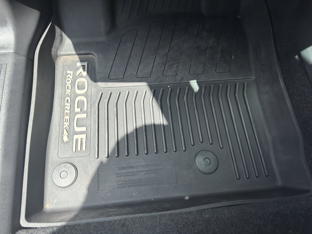 2025 Nissan Rogue Rock Creek