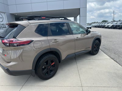 2025 Nissan Rogue Rock Creek