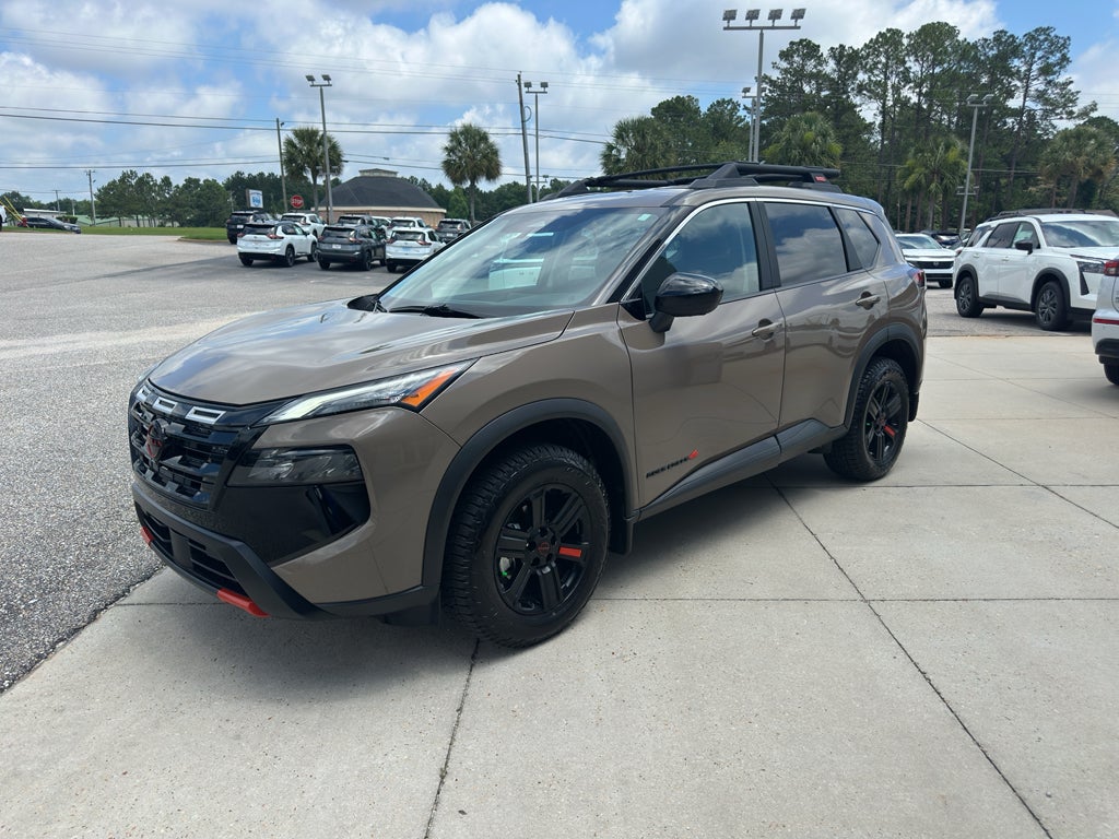 2025 Nissan Rogue Rock Creek