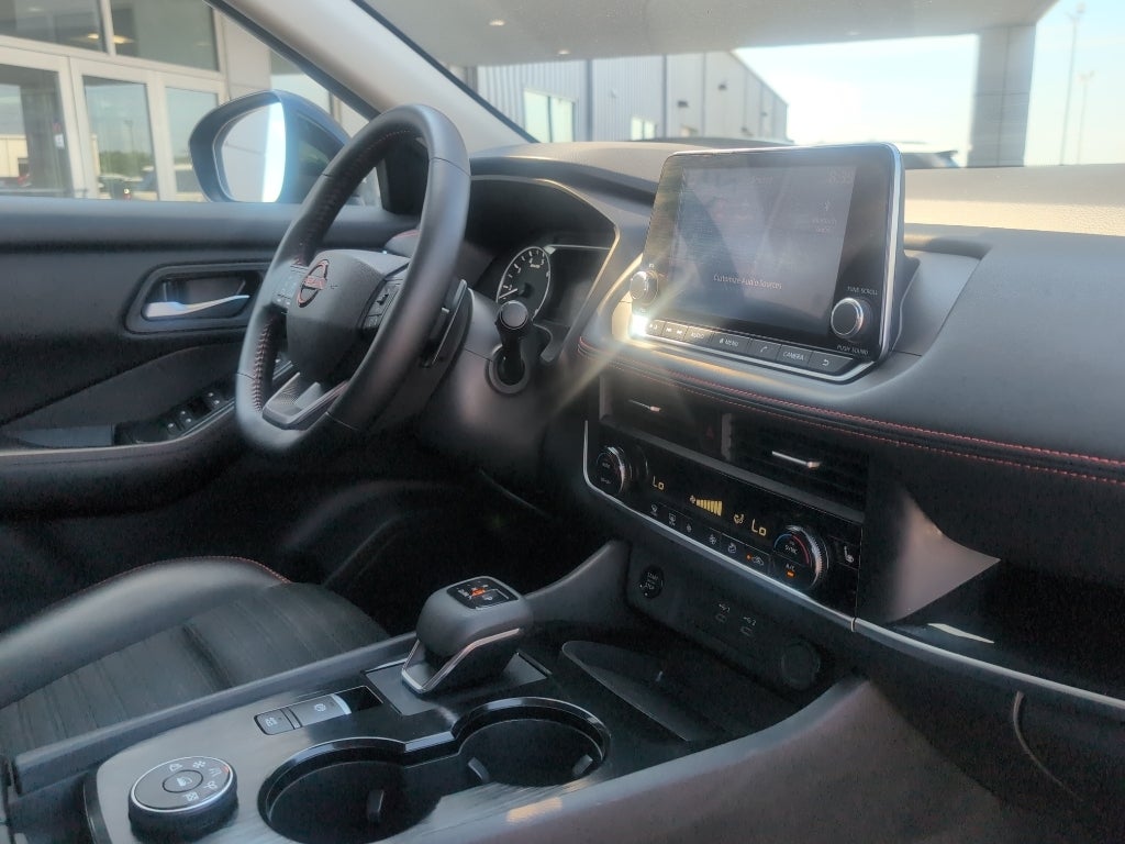 2025 Nissan Rogue Rock Creek®
