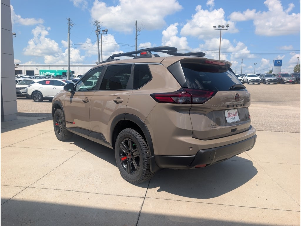 2026 Nissan Rogue Rock Creek®