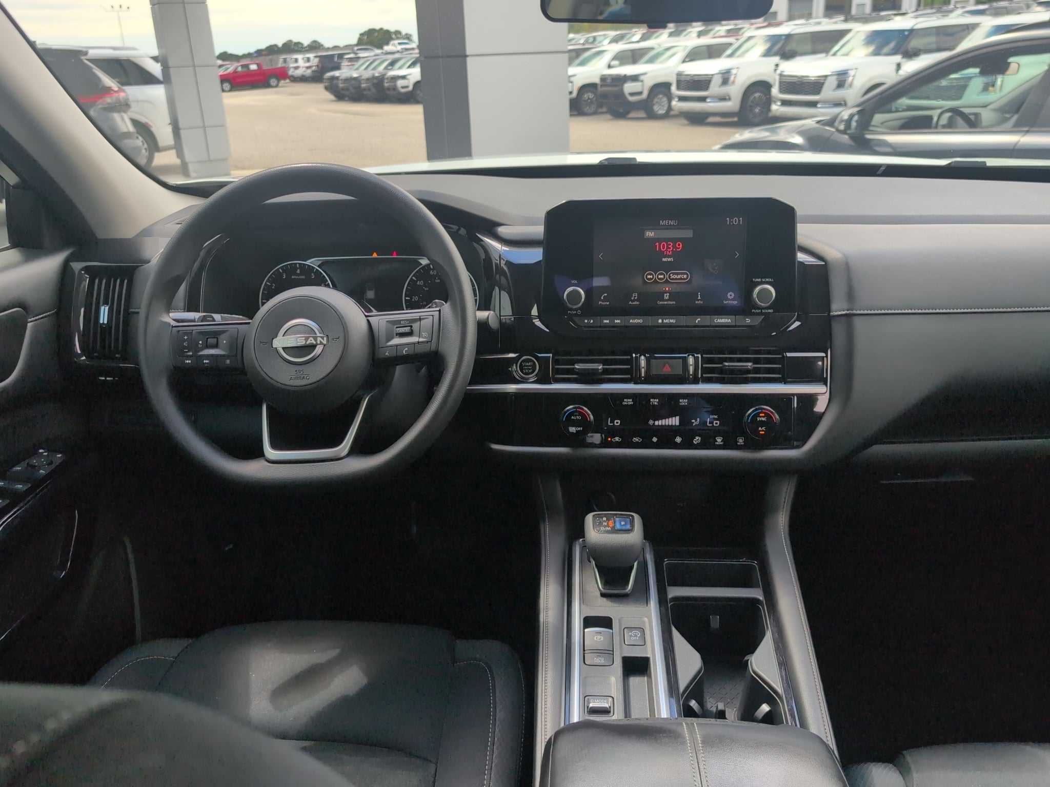 2022 Nissan Pathfinder S