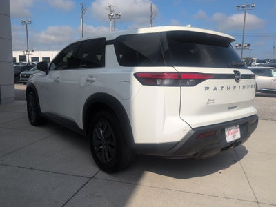 2022 Nissan Pathfinder S