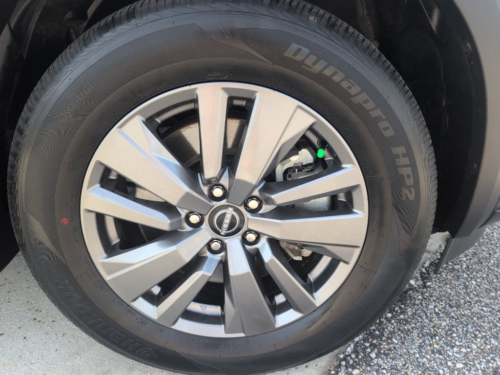 2025 Nissan Pathfinder S