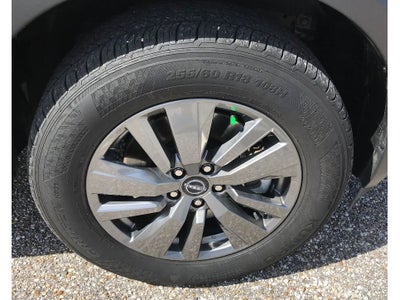 2025 Nissan Pathfinder S