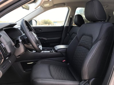 2025 Nissan Pathfinder S