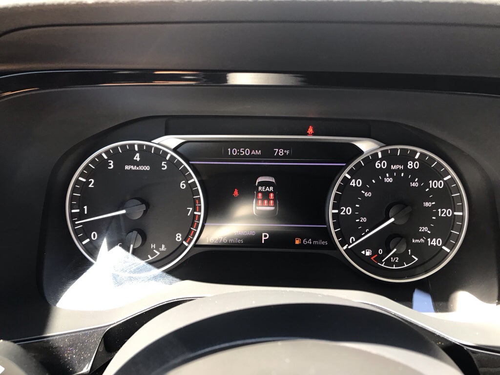 2024 Nissan Pathfinder SV
