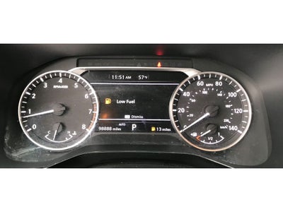 2022 Nissan Pathfinder SV