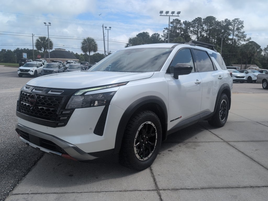 2026 Nissan Pathfinder Rock Creek®