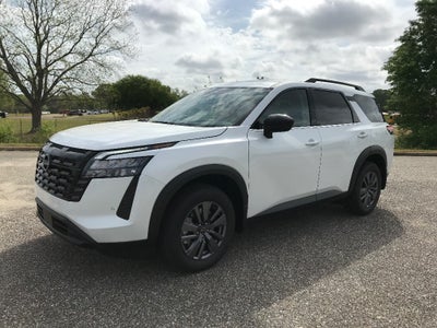 2026 Nissan Pathfinder SV