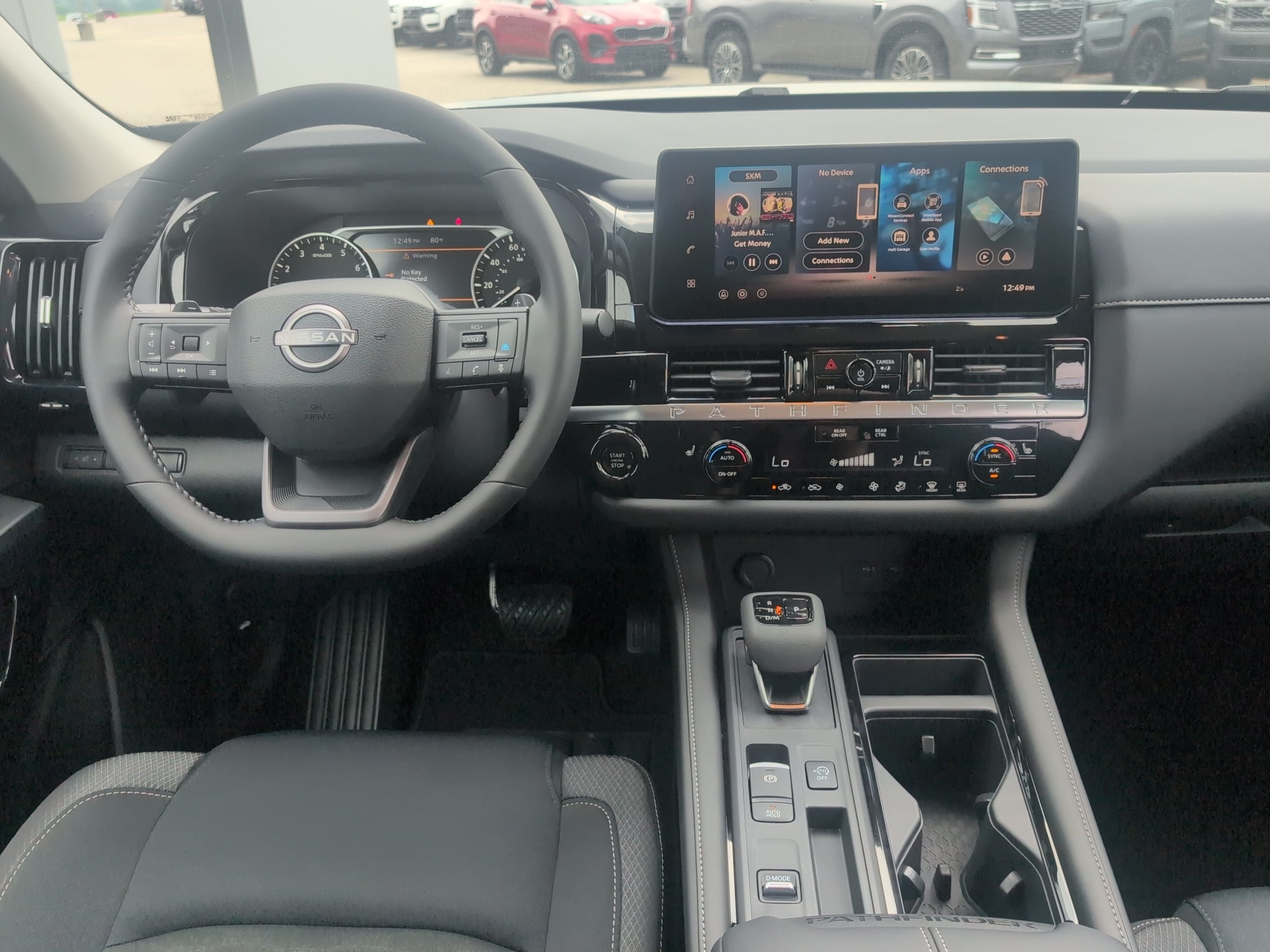 2026 Nissan Pathfinder SV