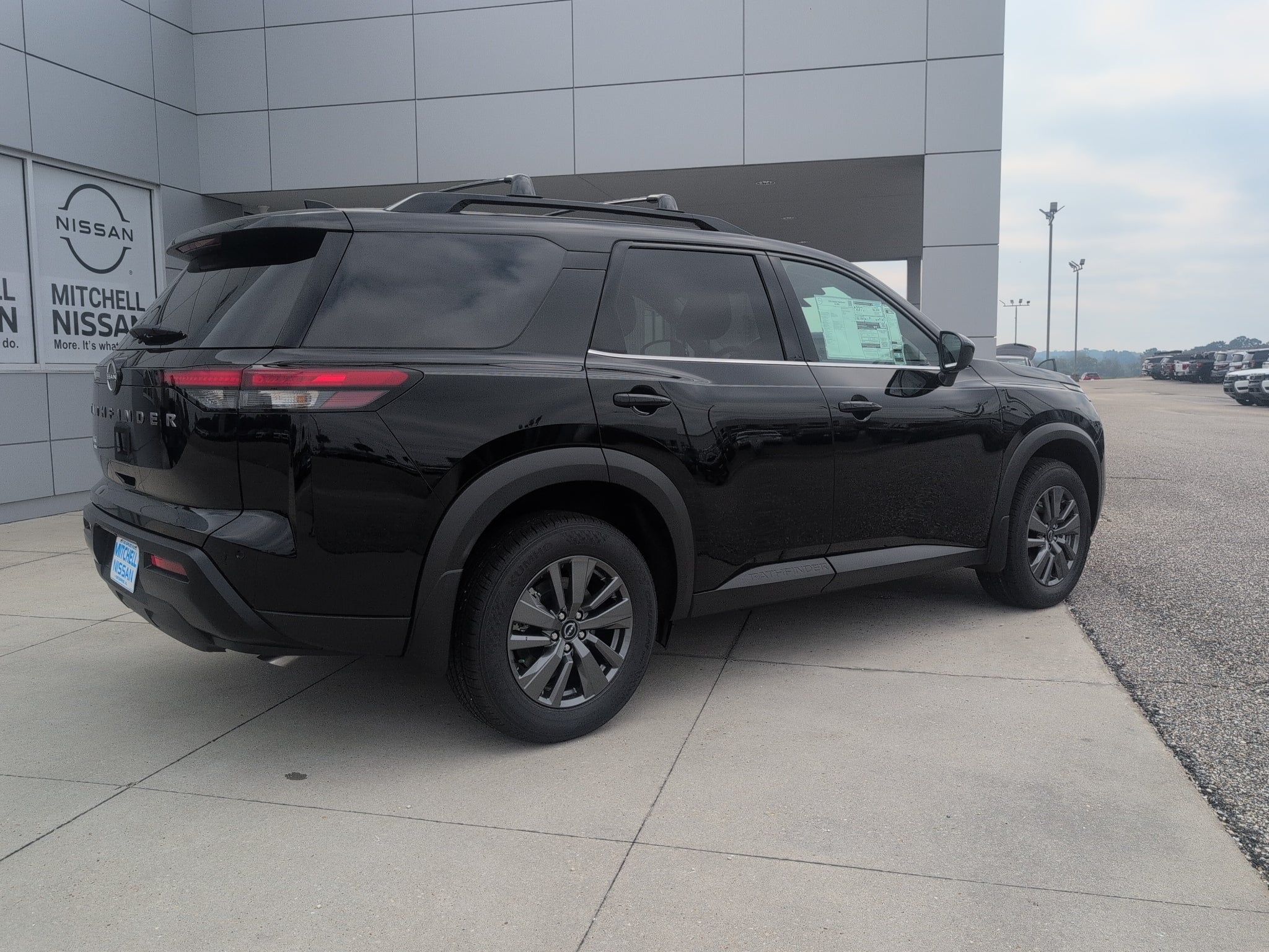 2026 Nissan Pathfinder SV