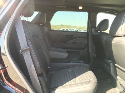 2026 Nissan Pathfinder Rock Creek®