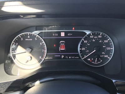 2025 Nissan Pathfinder SL