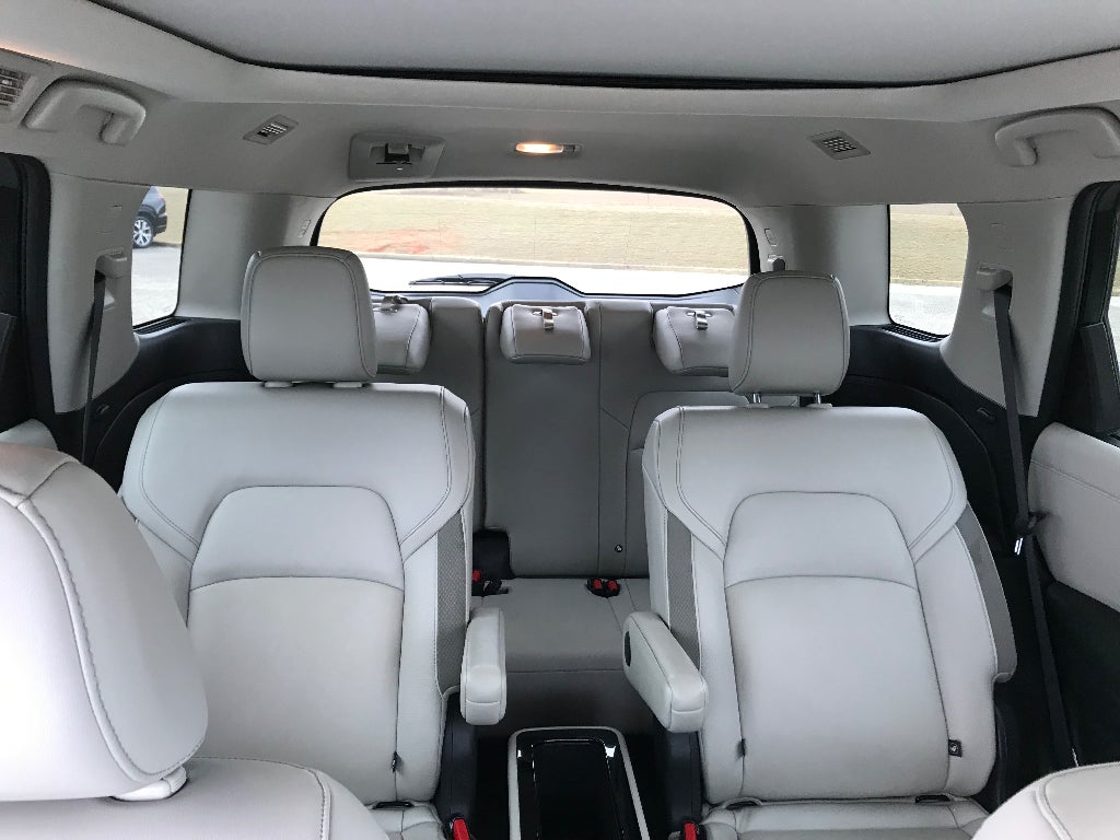 2024 Nissan Pathfinder SL