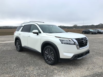 2024 Nissan Pathfinder SL