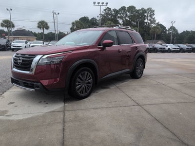 2024 Nissan Pathfinder SL