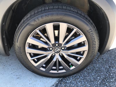 2023 Nissan Pathfinder SL