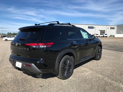 2026 Nissan Pathfinder SL