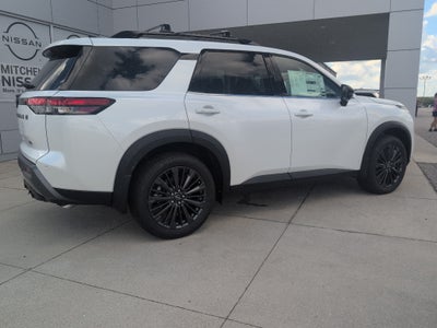 2026 Nissan Pathfinder SL