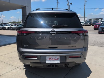 2026 Nissan Pathfinder Platinum