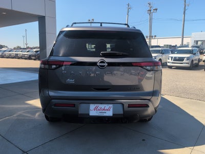 2026 Nissan Pathfinder Platinum