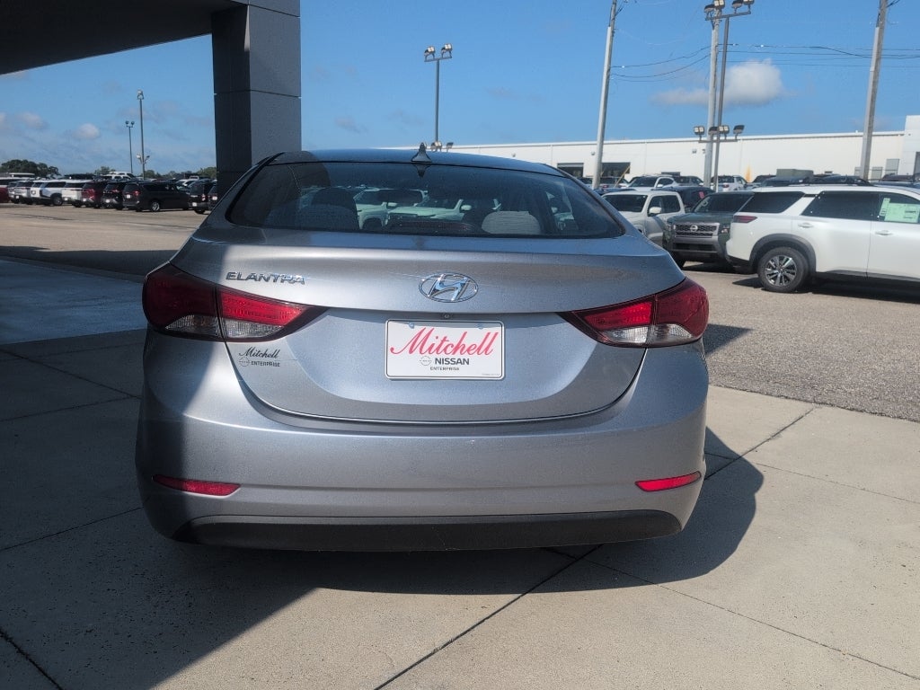 2015 Hyundai Elantra SE