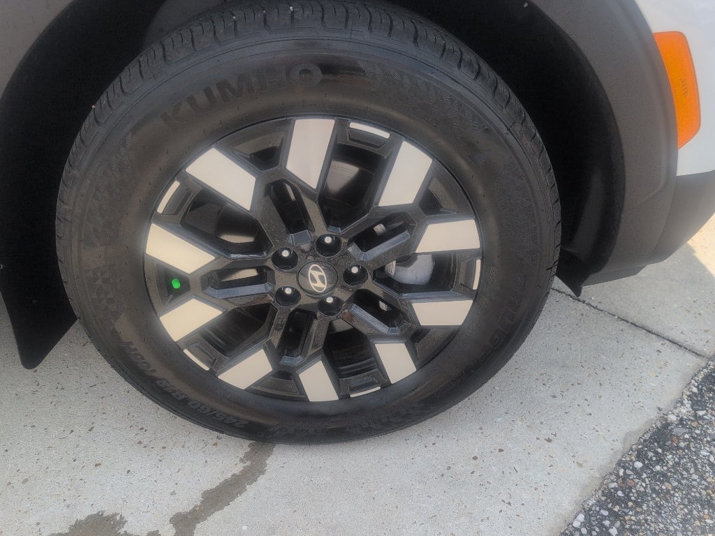 2025 Hyundai Santa Cruz SEL Activity