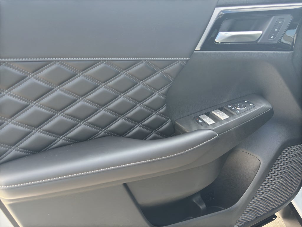 2026 Nissan Rogue Plug-in Hybrid Platinum