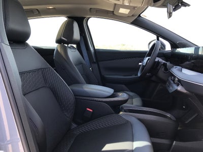 2026 Nissan LEAF Platinum+