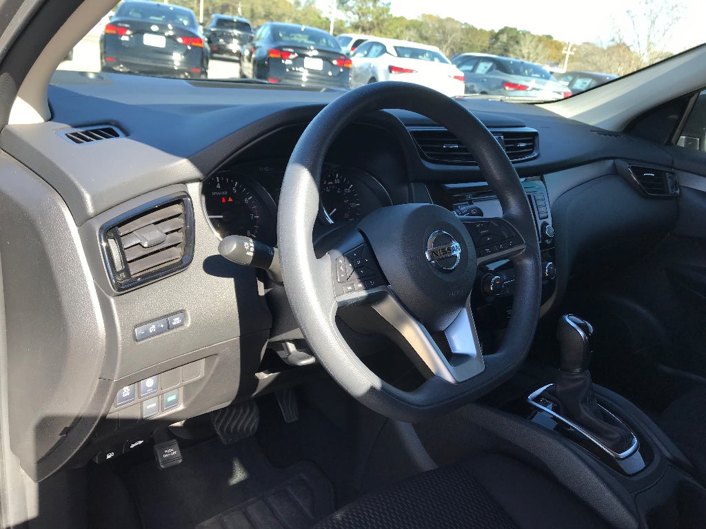 2022 Nissan Rogue Sport S