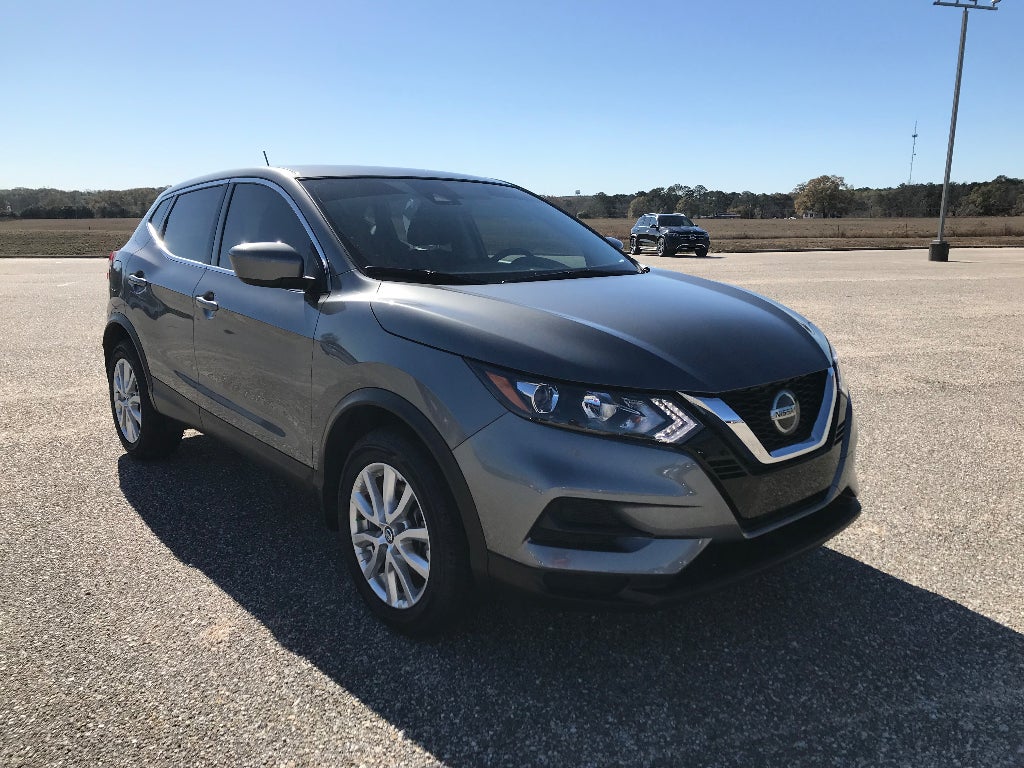 2022 Nissan Rogue Sport S