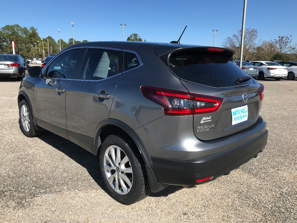 2022 Nissan Rogue Sport S