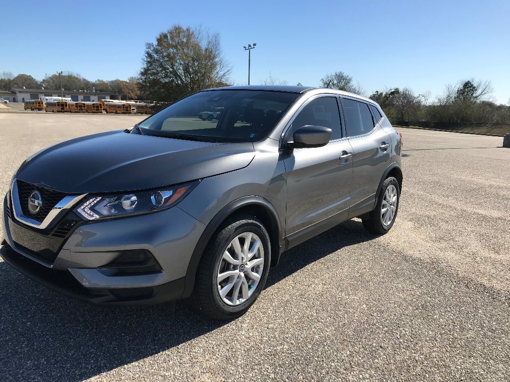 2022 Nissan Rogue Sport S