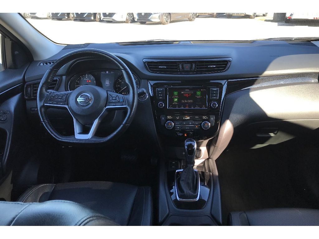 2022 Nissan Rogue Sport SL