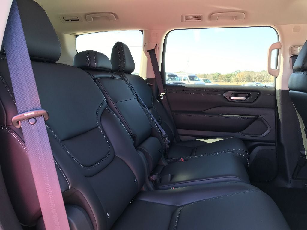 2026 Nissan Armada SV