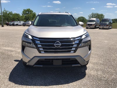 2025 Nissan Rogue SL